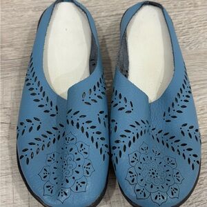 Handmade blue leather slip-on shoes floral
